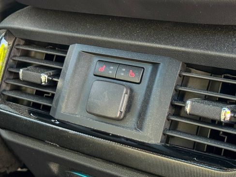 Used 2022 Ford F150 Lightning Platinum AWD/4WD image 20