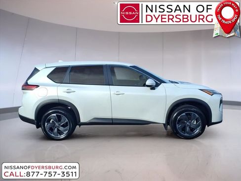 New 2026 Nissan Rogue SV image 2