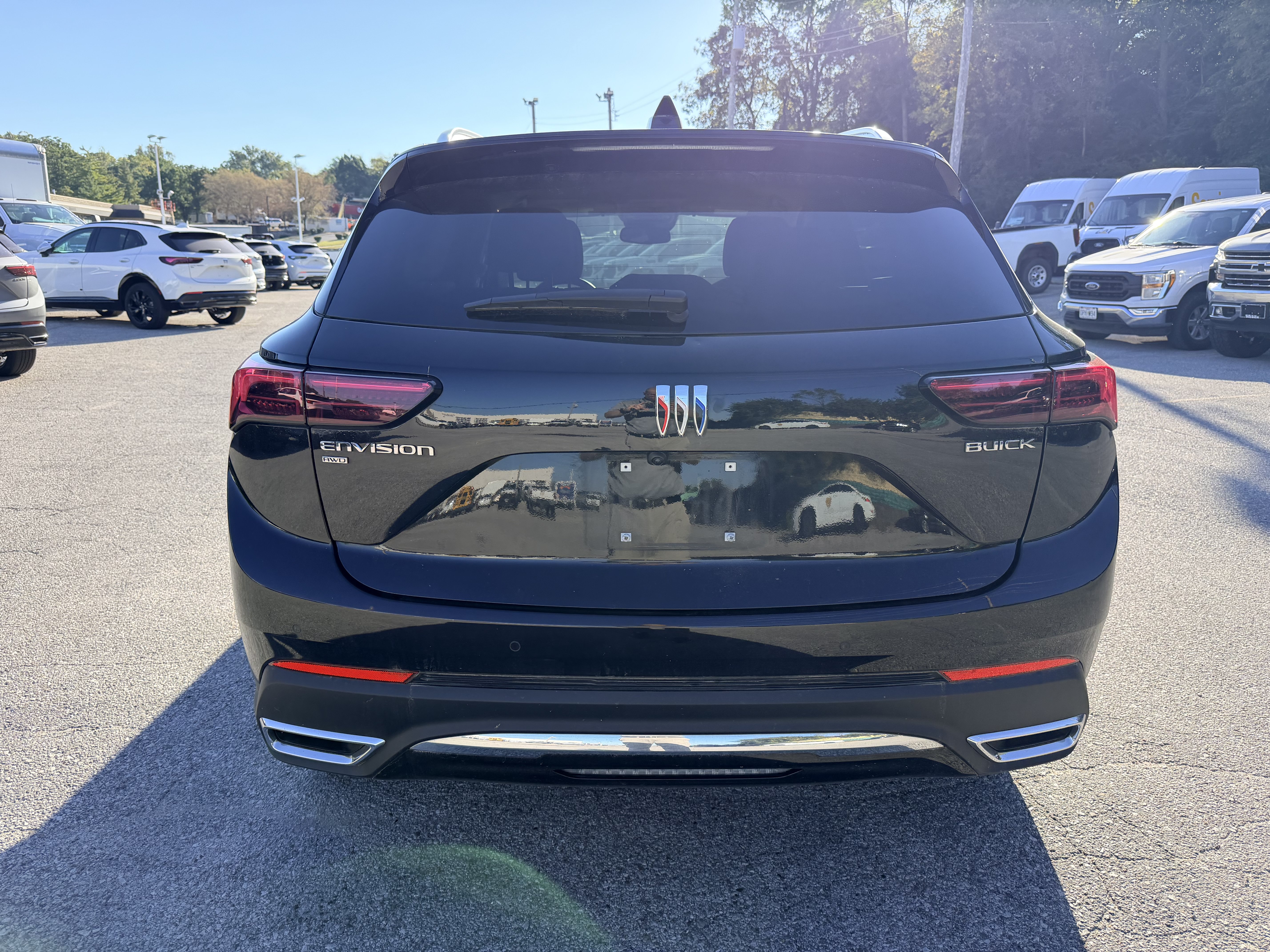 Used 2024 Buick Envision Preferred AWD/4WD image 6