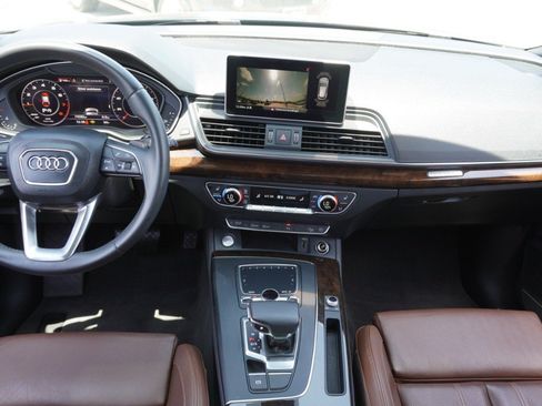 Used 2019 Audi Q5 2.0T Premium Plus w/ Premium Plus Package AWD/4WD image 30