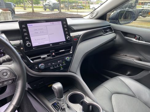 Used 2024 Toyota Camry XSE FWD image 24