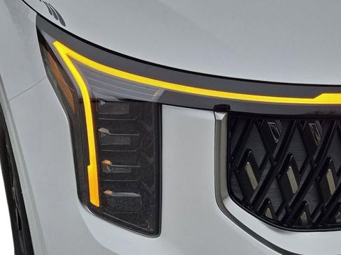 New 2026 Kia Carnival LXS image 5