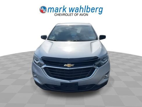 Certified 2019 Chevrolet Equinox LS w/ LS Convenience Package FWD image 3
