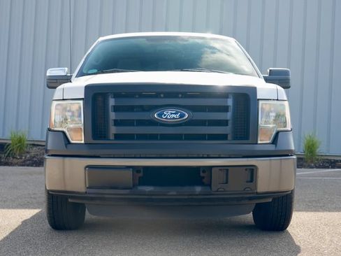 Used 2011 Ford F150 XL w/ Trailer Tow Pkg RWD image 3