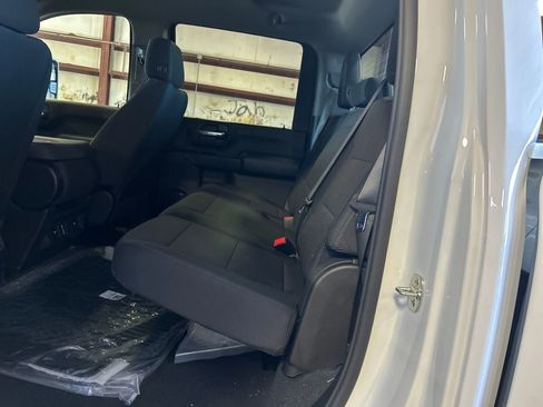 New 2026 GMC Sierra 2500 Pro w/ Convenience Package image 30