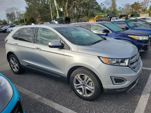 Used 2018 Ford Edge Titanium w/ Ford Safe & Smart Package image 3