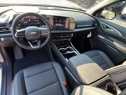 New 2026 Chevrolet Traverse LT FWD image 18