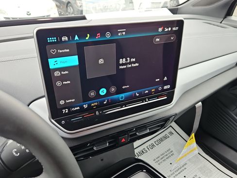 New 2025 Volkswagen ID.4 Pro image 18