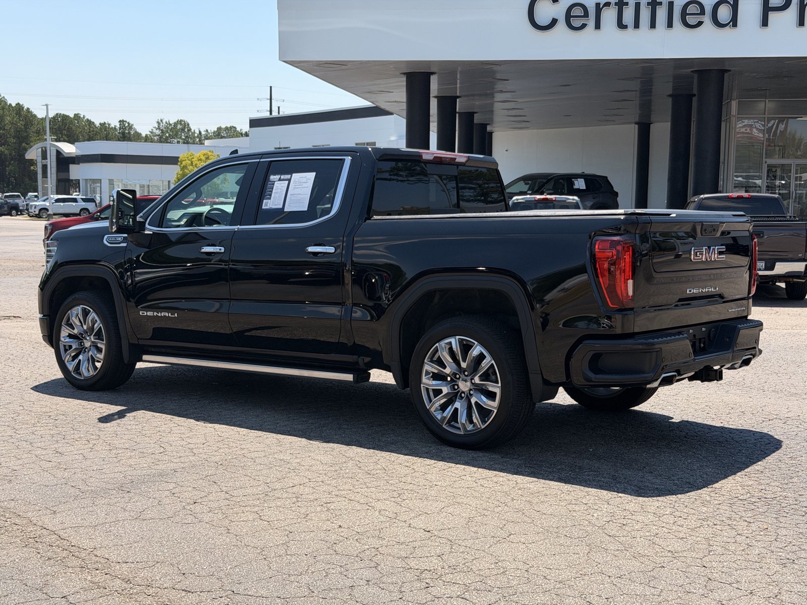 Used 2026 GMC Sierra 1500 Denali w/ Denali Reserve Package AWD/4WD image 10