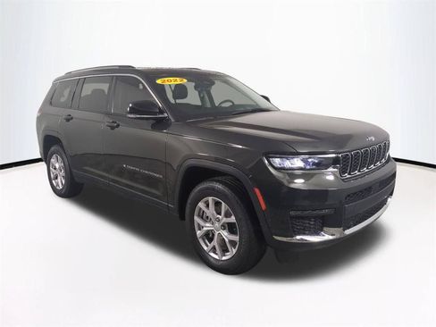 Used 2022 Jeep Grand Cherokee L Limited w/ Luxury Tech Group II AWD/4WD image 2