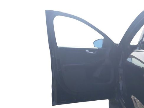 Used 2024 Ford Escape ST-Line image 15