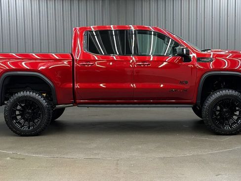 Used 2026 GMC Sierra 1500 AT4X w/ LPO, Black Badging Package AWD/4WD image 6
