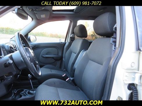 Used 2005 Chrysler PT Cruiser Limited image 24