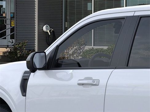 New 2026 Ford Maverick Lariat image 21