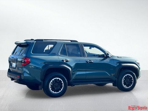 Certified 2025 Toyota 4Runner TRD Off-Road AWD/4WD image 7