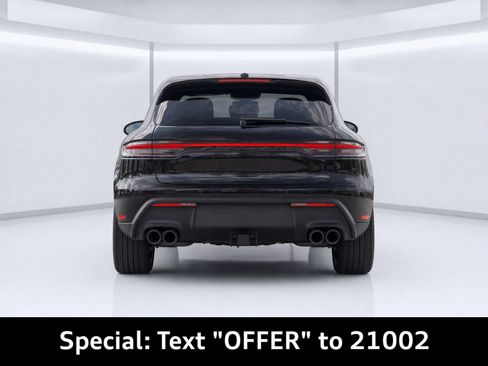 Used 2024 Porsche Macan AWD/4WD image 7