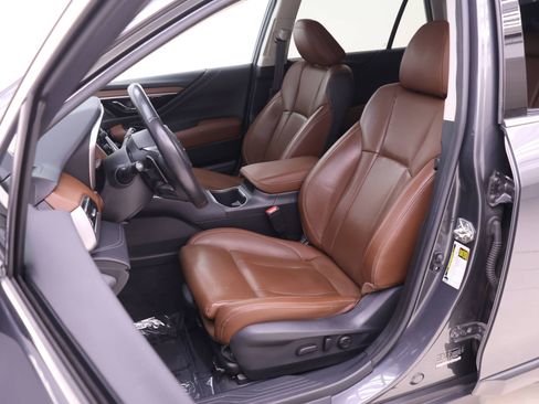 Used 2020 Subaru Outback Touring w/ Popular Package #2 AWD/4WD image 4