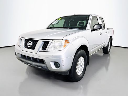 Used 2018 Nissan Frontier SV image 9