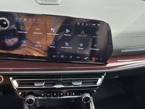 New 2026 Chevrolet Traverse Z71 w/ Enhanced Driving Package image 18