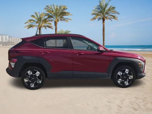 Used 2025 Hyundai Kona SEL AWD/4WD image 9