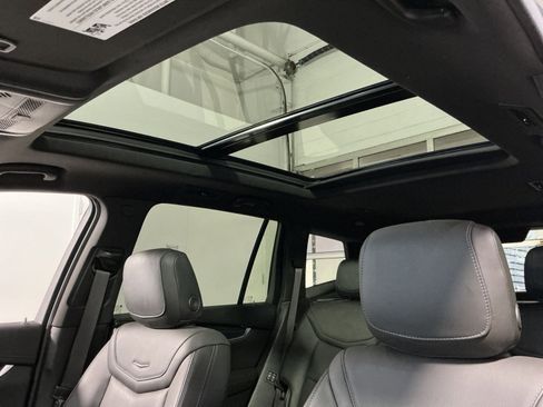 Used 2023 Cadillac XT6 Premium Luxury image 25