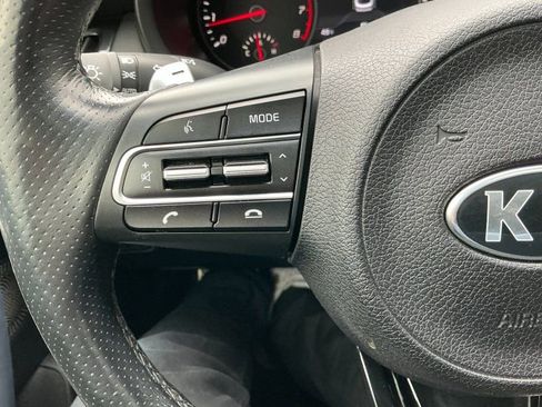 Used 2020 Kia Stinger GT2 image 19