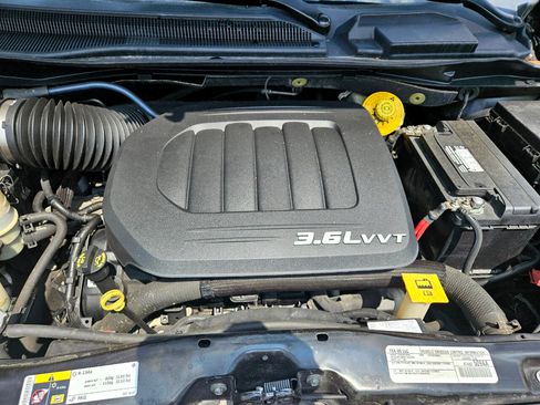 Used 2016 Dodge Grand Caravan SE w/ Quick Order Package 29E SE image 19