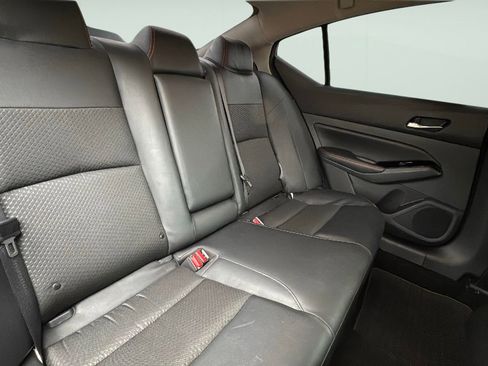 Used 2024 Nissan Altima 2.5 SR image 23