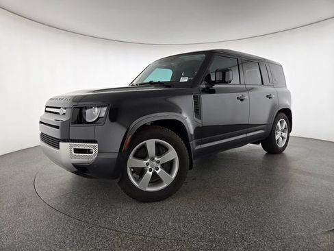 Certified 2024 Land Rover Defender 110 SE AWD/4WD image 28