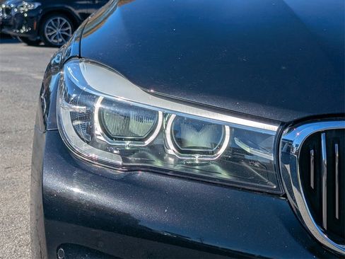 Used 2018 BMW 740i 740i image 28