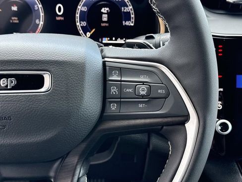 New 2026 Jeep Grand Cherokee Altitude AWD/4WD image 31