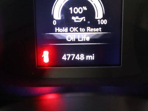 Used 2020 Jeep Wrangler Unlimited Sport AWD/4WD image 32