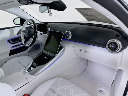 New 2026 Mercedes-Benz Maybach SL 680 image 28
