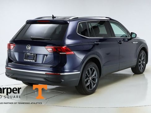 Used 2023 Volkswagen Tiguan SE image 9