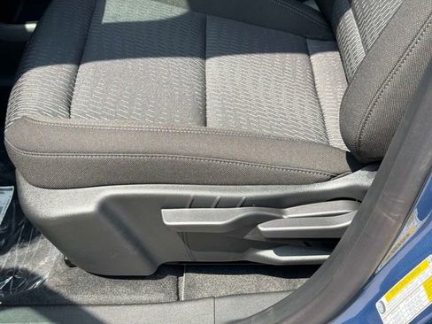 New 2026 Chevrolet Equinox LT FWD image 19