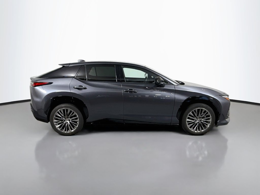 Certified 2023 Lexus RZ 450e Premium w/ Accessory Package (2T) AWD/4WD image 4