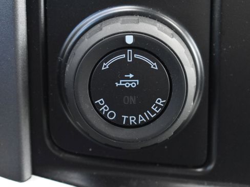 Used 2023 Ford F150 XLT w/ Trailer Tow Package image 28