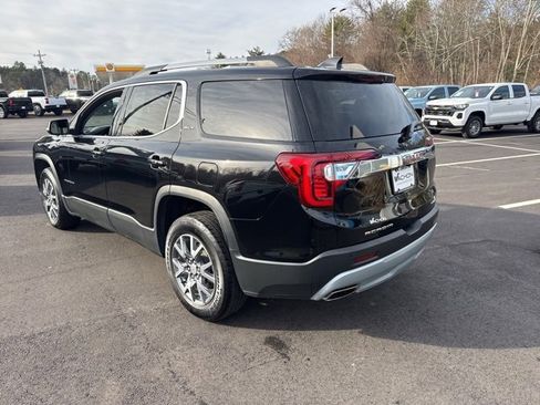 Used 2023 GMC Acadia SLT image 3