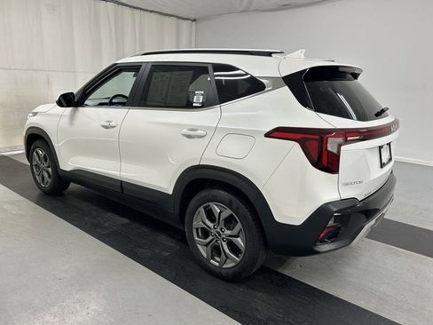 Certified 2024 Kia Seltos S image 7