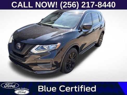 Used 2020 Nissan Rogue S FWD image 1