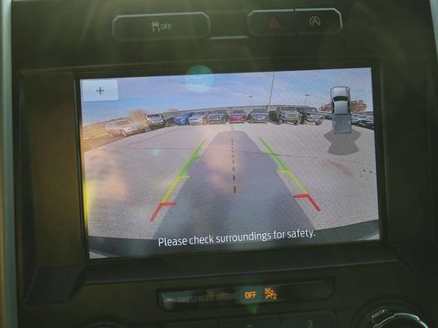 Used 2019 Ford F150 Lariat w/ Trailer Tow Package image 22