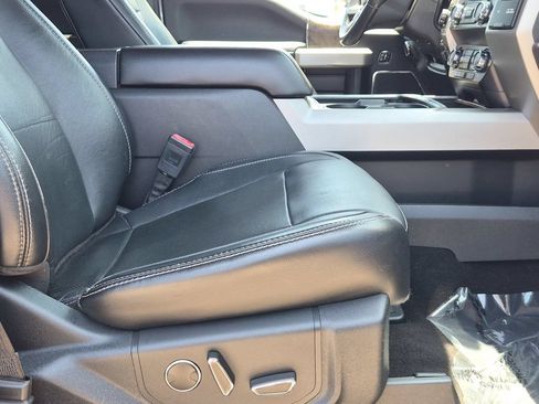 Used 2019 Ford F450 Lariat w/ Lariat Ultimate Package AWD/4WD image 9