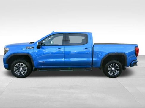 Used 2024 GMC Sierra 1500 AT4 w/ AT4 Preferred Package AWD/4WD image 4