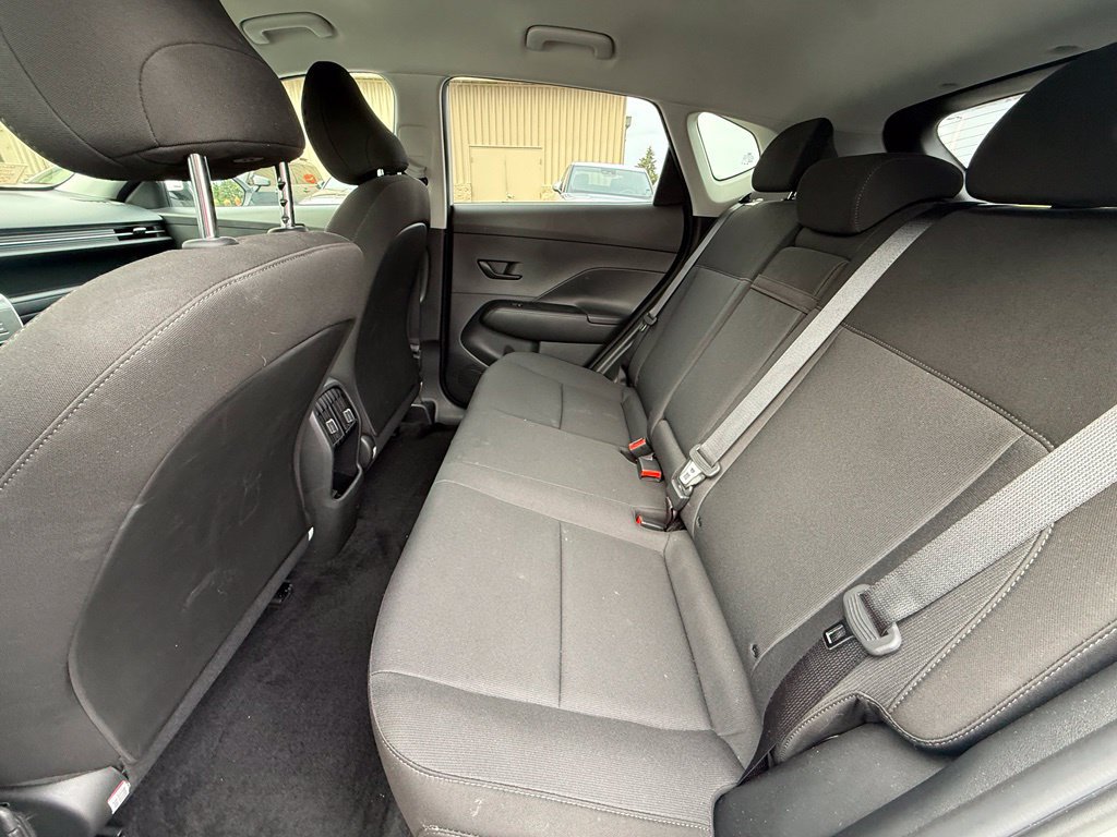 Certified 2025 Hyundai Kona SEL FWD image 11