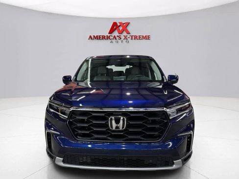 Used 2025 Honda Pilot EX-L image 11