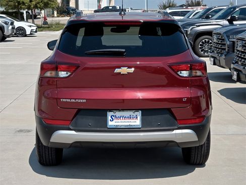 Used 2024 Chevrolet TrailBlazer LT w/ Convenience Package image 7