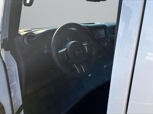 Used 2018 Jeep Wrangler Unlimited Sport AWD/4WD image 20