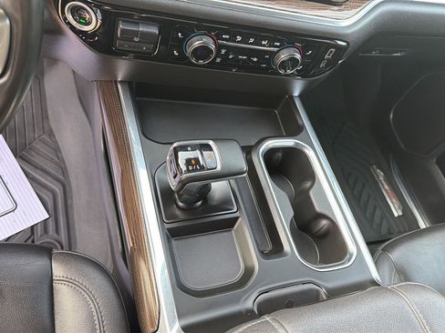 Used 2023 Chevrolet Silverado 1500 RST AWD/4WD image 17