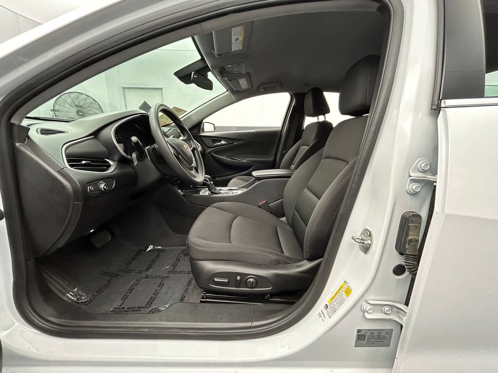 Used 2024 Chevrolet Malibu LT FWD image 49
