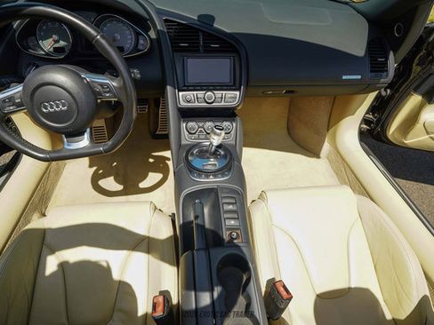 Used 2011 Audi R8 V8 AWD/4WD image 44